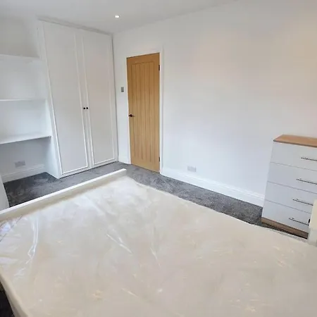 Stunning House In Kirkstall! بيت للعطل ليدز